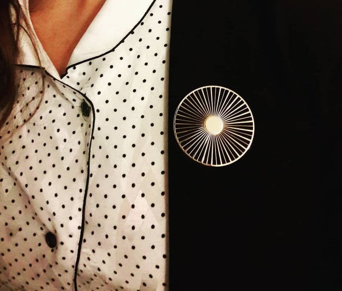 How To Wear a Brooch Without Damaging it