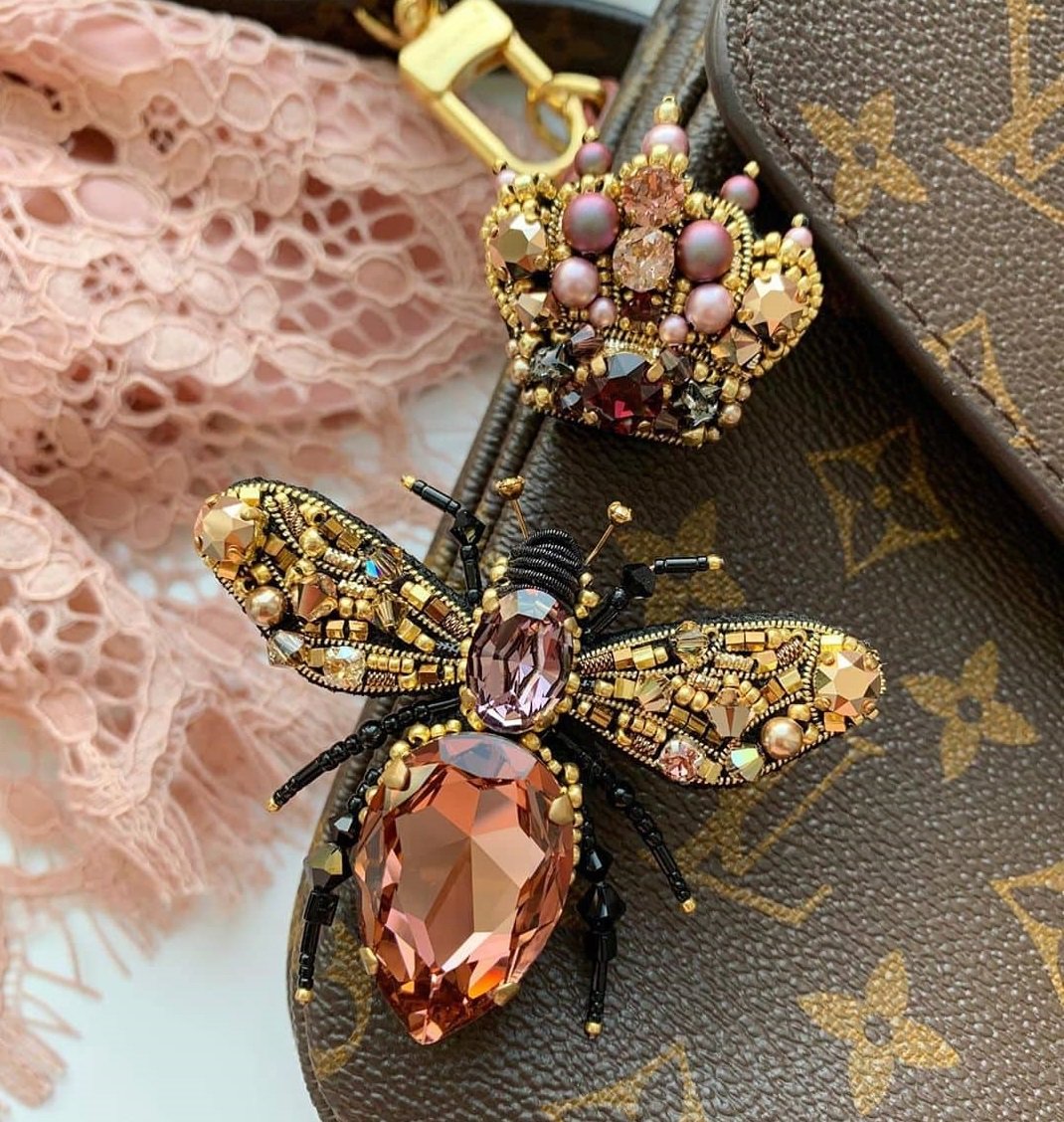 When Do You Have to Wear a Brooch? | Brooch Paradise